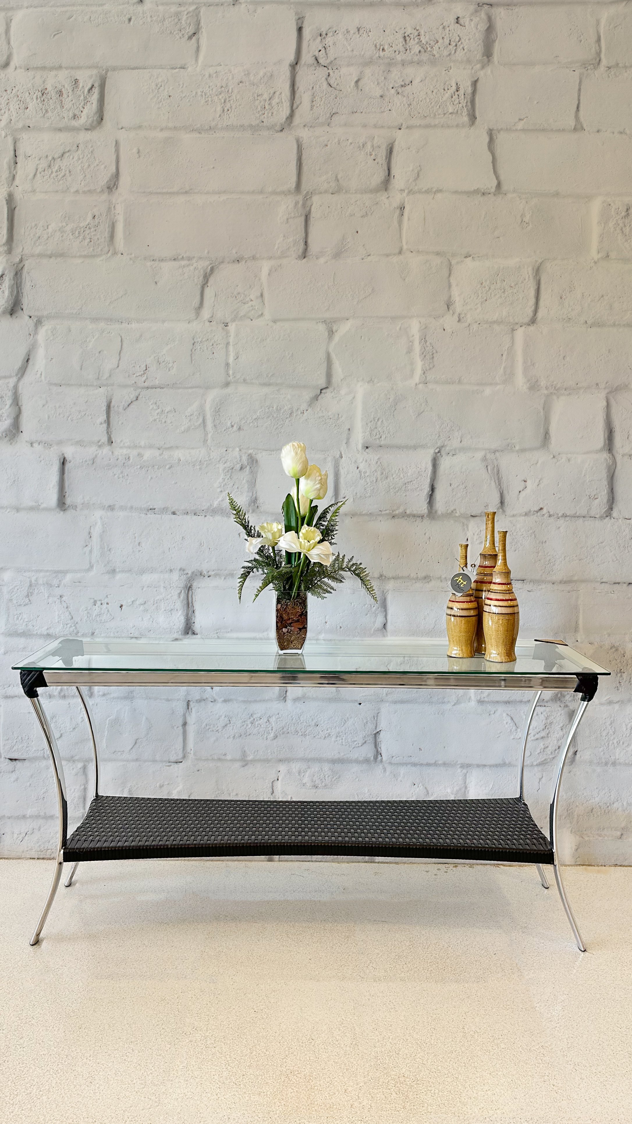 Aparador Vidro e Cromado